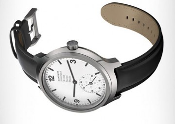 Mondaine a lansat „primul smartwatch elvețian”